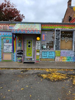 Outside at Third Street Stuff and Coffee in Lexington