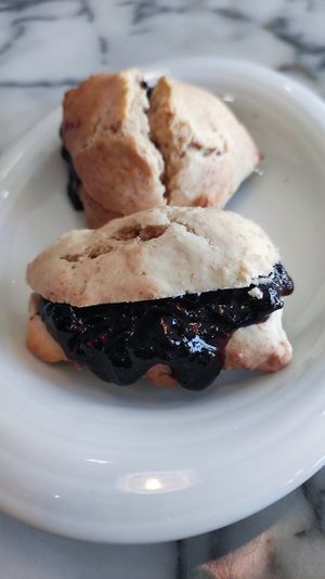 Scones at Botellini in Caldas Da Rainha