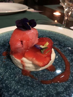 STRAWBERRY STICKY RICE  at Botellini in Caldas Da Rainha
