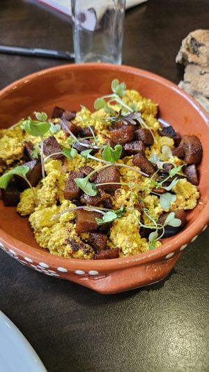 Tofu scramble   at Botellini in Caldas Da Rainha