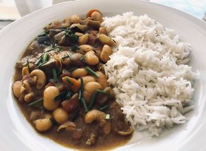 Caril de Legumes at Botellini in Caldas Da Rainha