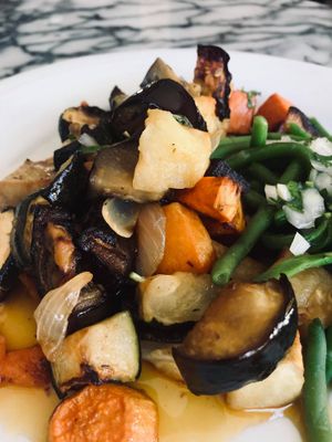 Vegetais no forno at Botellini in Caldas Da Rainha