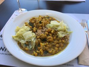 Chippewa curry at Botellini in Caldas Da Rainha