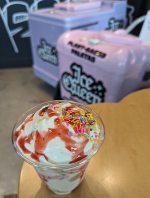 Kitty Kake Dream Shake at Ice Queen in Portland