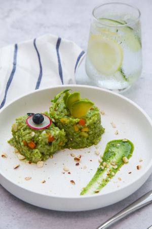 Pesto Avocado Cook rice at Merlot Vegetarian 美樂素蔬食 in Shantou