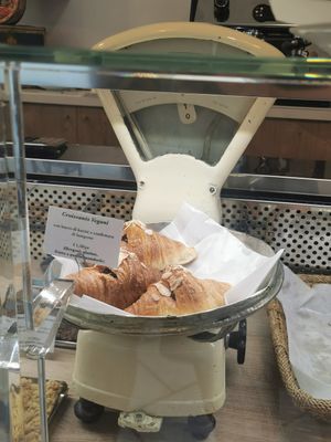 Croissants Vegani at Charlotte Croissanterie in Trieste