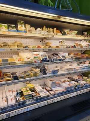 Vegan cheese at iVegan in Rome