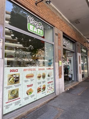 Place + menu  at iVegan in Rome