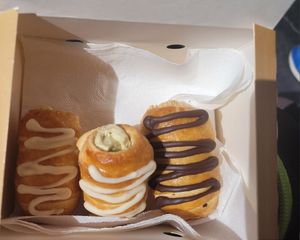 Cannoncini at iVegan in Rome