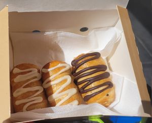 Cannoncini at iVegan in Rome