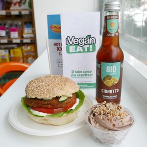 Burger Vienna, special day burger. Chicken style burger with love from Rome :) at iVegan in Rome