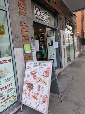 Outside at iVegan in Rome