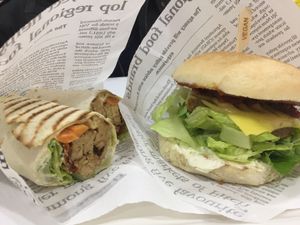 Tempeh wrap and vegan smoked burger at iVegan in Rome