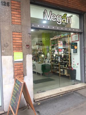 Entrance  at iVegan in Rome