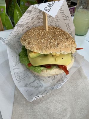 Mexico 🇲🇽 burger 🍔  at iVegan in Rome