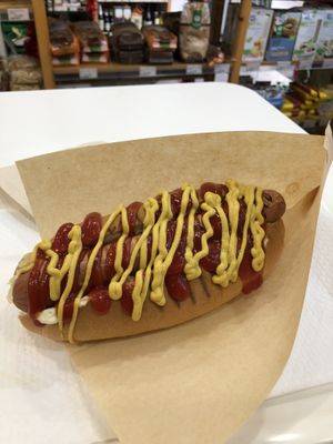 Hot dog xxl at iVegan in Rome