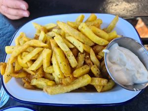 Chips with aoili  #Veganuary at Green Acre Pizza Bar in Brunswick