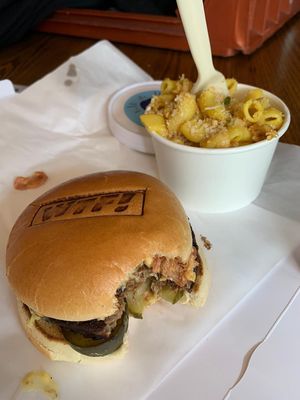 Bacon Cheeseburger and Mac n Cheese at WTF Burgers in North London