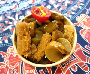 Raw Vegan Seafood 素三鮮 (Raw vegan dining available on certain days only. Pls see their facebook/IG.) at Green Living 綠色心活館 in Kowloon