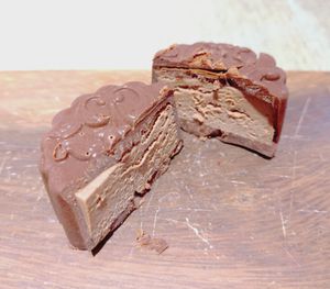 Raw Vegan Double Chocolate Mooncake at Green Living 綠色心活館 in Kowloon