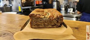 banana bread at Naya Studio in Paris