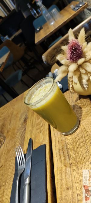 Detox at Naya Studio in Paris