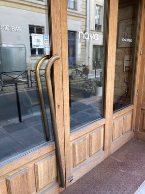  at Naya Studio in Paris