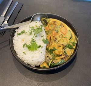 Vegetable curry   at The Tonic in Konstanz