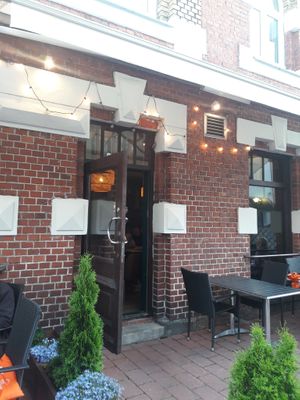 Main entrance at Vorstid & Vahvlid in Parnu