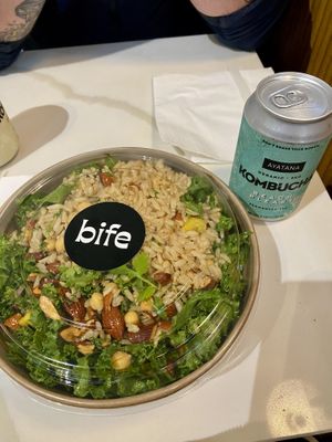Delicious massive salad! I chose the ‘make my own one’ option as there was just one vegan option preset. Cuffed they had kombucha too!   at BIFE in Ljubljana