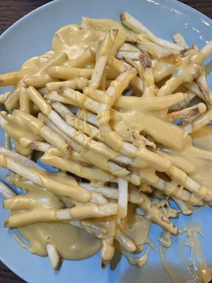 Cheesy fries  at Shromaždiště in Prague