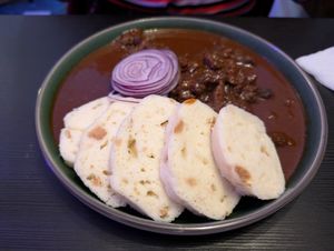 Guláš at Shromaždiště in Prague