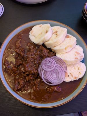 Guláš - 3/5 at Shromaždiště in Prague