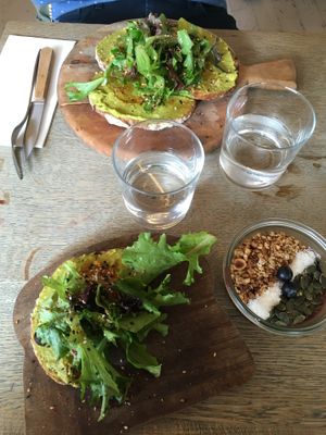 Avocado toasts (3 slices) and « Double trouble » avocado toast + açaï bowl  at Season Marais in Paris