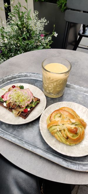 All vegan at Karl Fazer Cafe in Helsinki