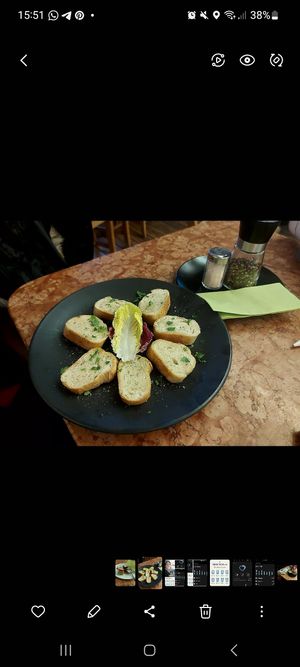 Veganes Knoblauchbrot at Amadeo in Bad Reichenhall