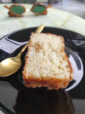 Lemon gâteau at Symbiozh in Rennes