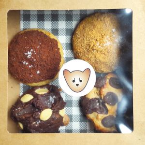 Vegan cookies at Sable in Richmond