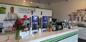 Nothing artificial. Most drinks are vegan (just not whipped cream or shaved ice with condensed milk) at Matcha-Ya in Kapaa