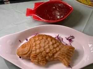 Veggie Taro Fish in Preserved Vegetables Sauce 茘芋酥魚(五柳汁) (Photo by 林潔淇KK) at Miu's Veggie 妙善 in Kowloon