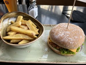 Zeitgeist burger   at Hans im Glück in Munich