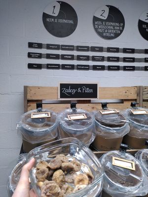 Great Bulk section at Färm in Leuven