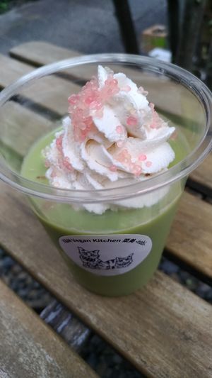 forest butter & forest caviar smoothie at Naramachi Vegan Nabi in Nara