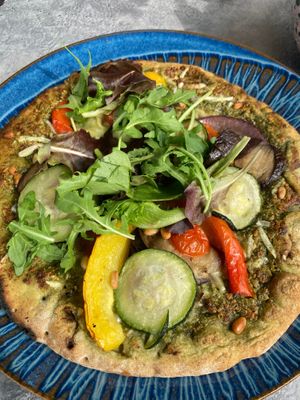 Forever Green Pizza at Aan de Gracht in Elburg