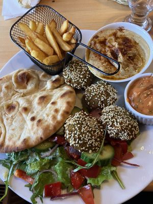 Vegan plate (2025)  at Puchaczowka in Sienna