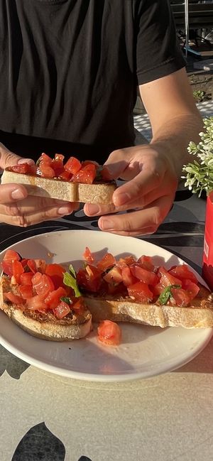 Vorspeise Bruschetta   at Very Italian Pizza in Leiden