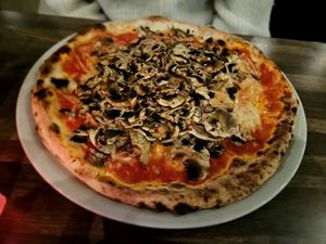 Mushroom at Very Italian Pizza in Leiden