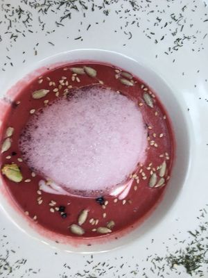 Crema de remolacha at Go Vegan by Adrian Muser in Altea