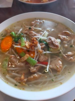 Soupe Saïgonnaise vegetarienne at Source des Parfums in Wavre