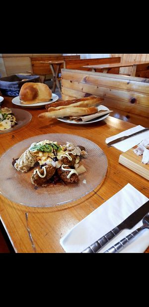 Jause, knoblauchstange at Oink Oink in Krems An Der Donau